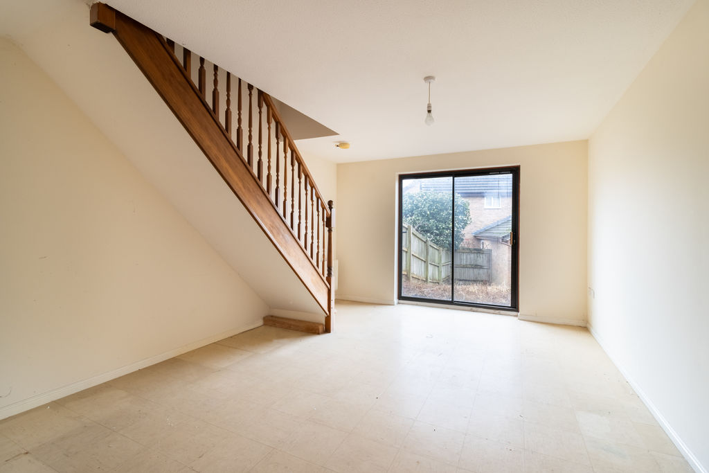Sitting Room- click for photo gallery